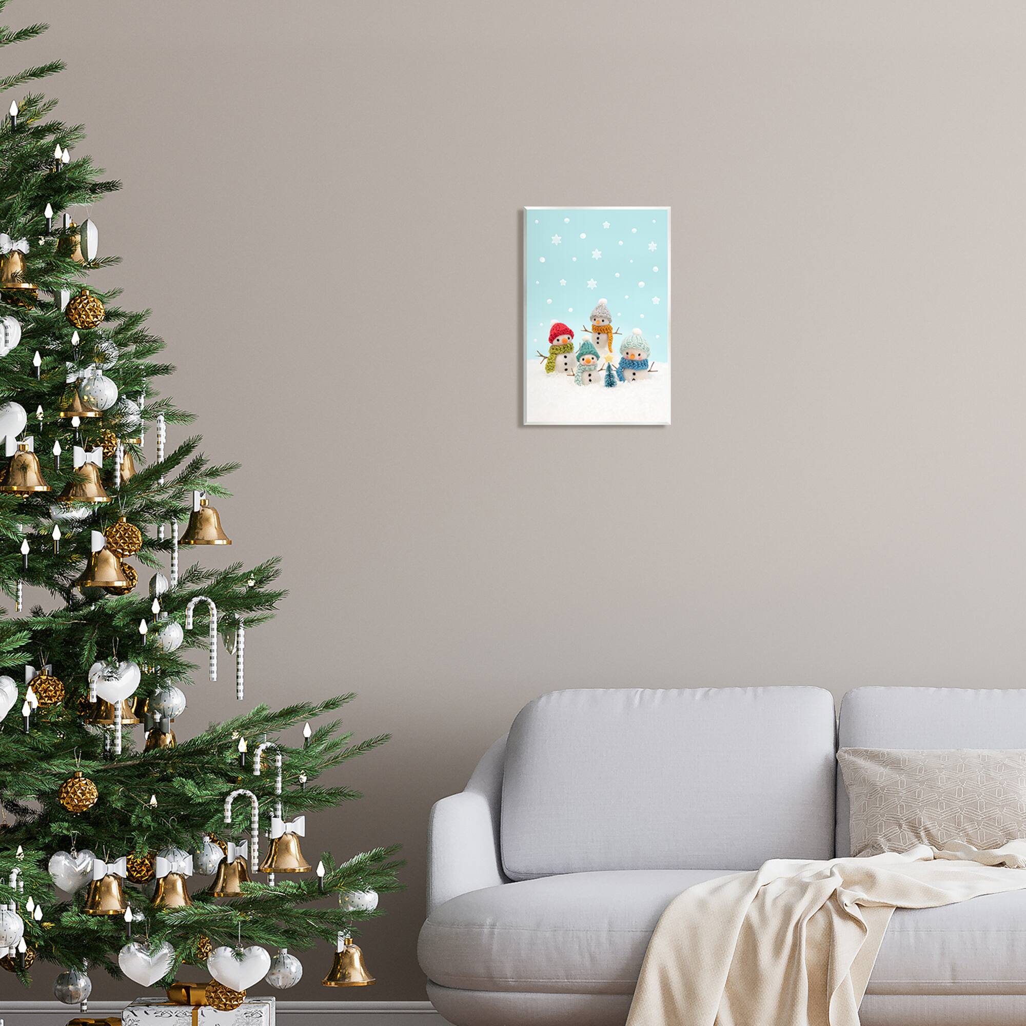 Stupell Industries Winter Snowmen Christmas Tree Wall Plaque Art